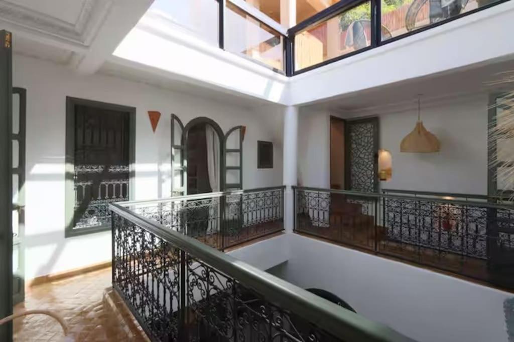 Riad Ptit Kech, Bassin Terrasse - Petits Dejeuners Marrakesh Ngoại thất bức ảnh