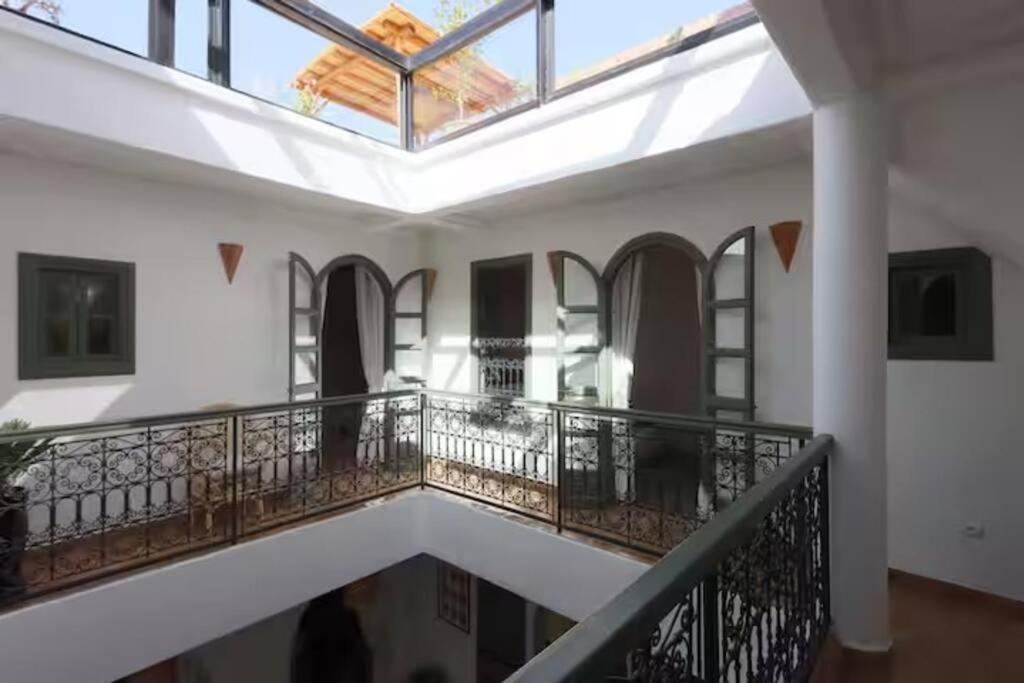 Riad Ptit Kech, Bassin Terrasse - Petits Dejeuners Marrakesh Ngoại thất bức ảnh