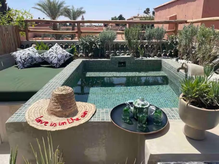 Riad Ptit Kech, Bassin Terrasse - Petits Dejeuners Marrakesh Ngoại thất bức ảnh